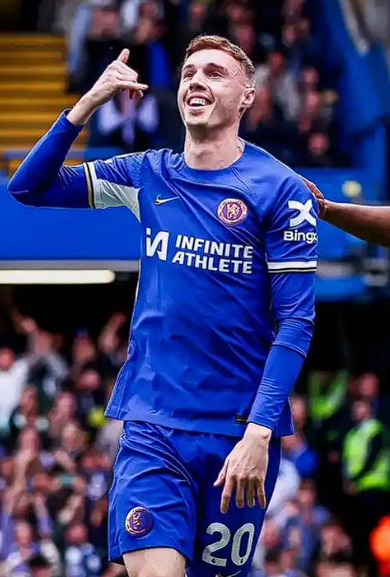 英超焦点赛事余波：帕尔默引曼联切尔西球迷&ldquo;争夺战&rdquo;