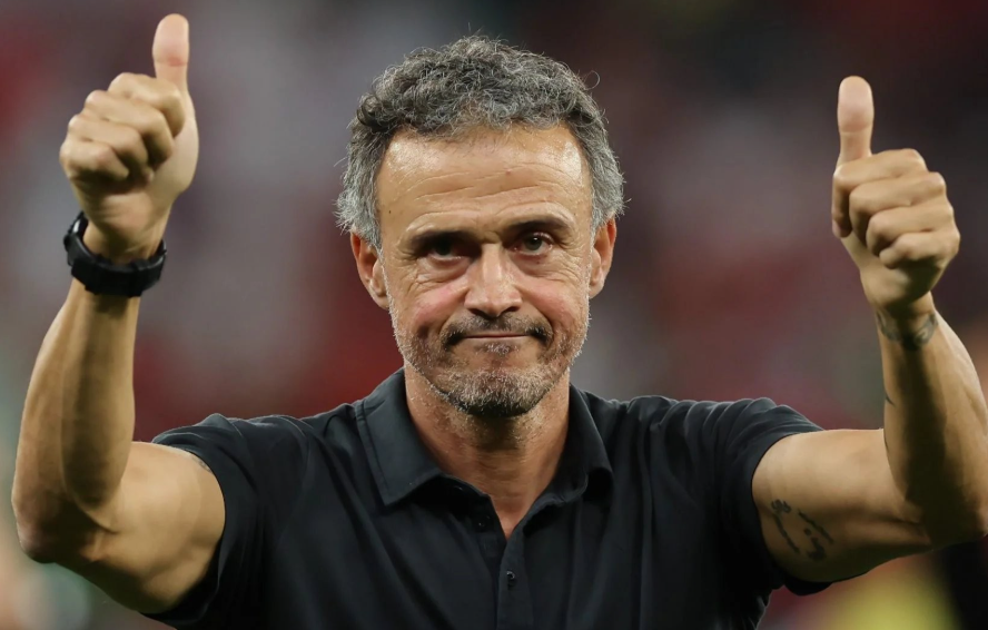 恩里克欧冠赛后发布会：剖析巴黎圣日耳曼晋级之路